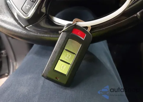 2016 Mitsubishi Outlander Se from USA, damaged, VIN JA4AZ3A36GZ002551